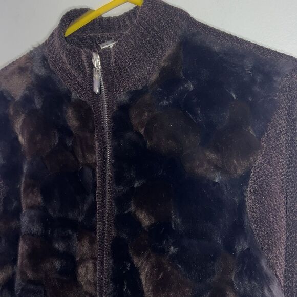 Lisa international quilted faux fur knit jacket, size small - Picture 2 of 10